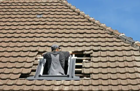 Pose de velux - Anglès